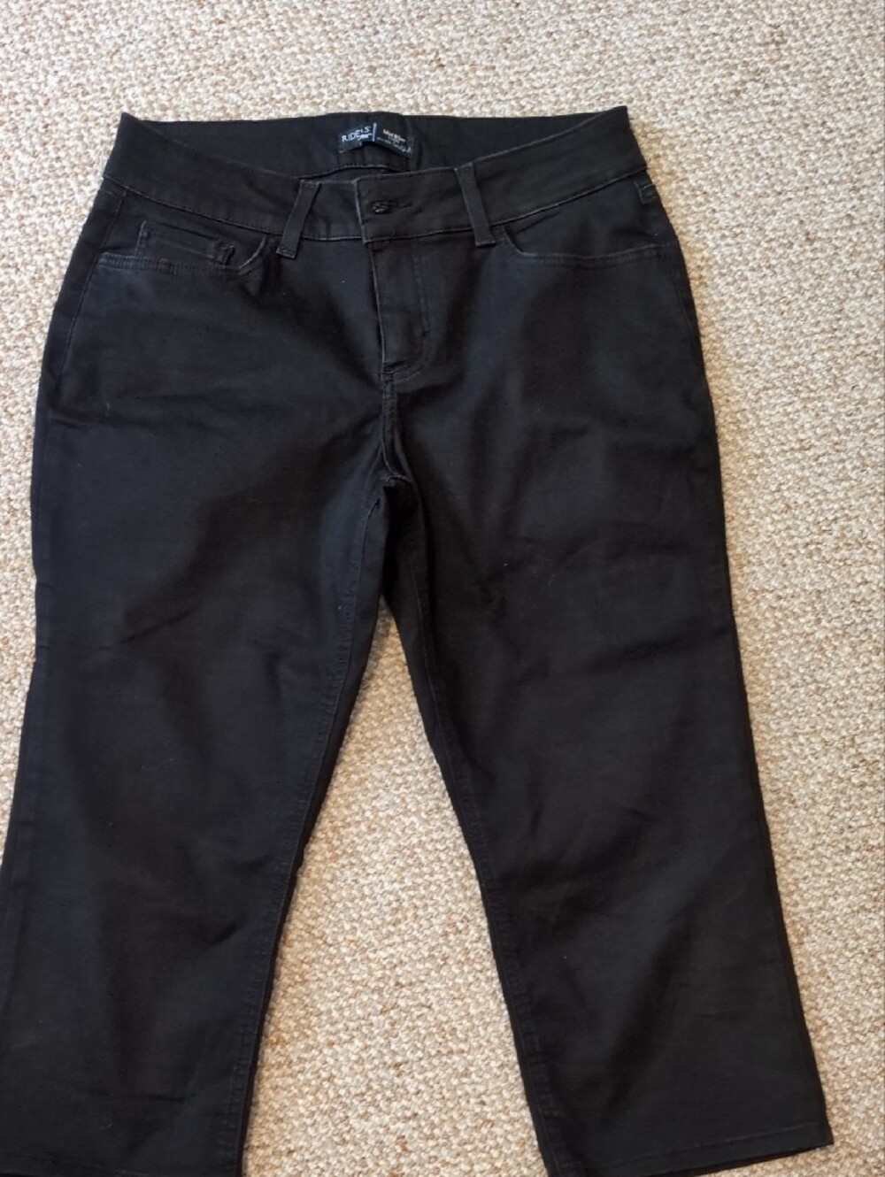 Riders by Lee Black Mid-Rise Capri Pants New Without Tags Size 12 Cropped Mid-ri